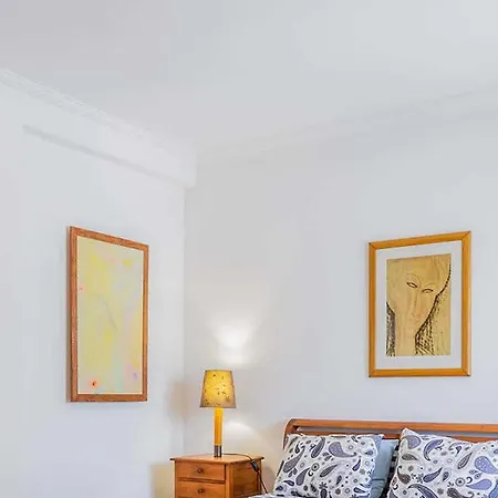 Vakantiehuis Casa Moderna Com Arquitetura Tradicional E Piscina Amoreira (Leiria)